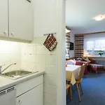 Ferienwohnungen Nebelhorn Appartementhaus
